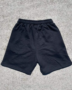 T-shirt à manches courtes imprimé par transfert thermique personnalisé, short en coton imprimé numériquement avec motif graphique, ensemble short et t-shirt avec logo personnalisé - Product Image 4