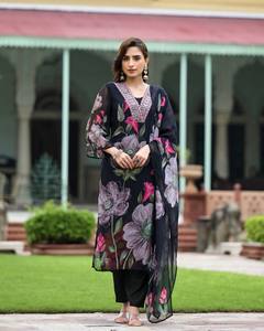 La mayoría de los productos de tendencia Salwar Kameez vestido de novia de estilo indio pakistaní con bordado para damas ropa de fiesta confeccionada - Product Image 5