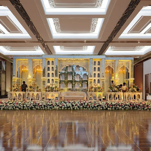 ซุ้มแต่งงานแบบดั้งเดิมทำจากเหล็กวินเทจรักษ์โลก รูปทรงสี่เหลี่ยมผืนผ้า สำหรับตกแต่งเวทีมานดัปในร่ม - Product Image 4