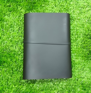 Couverture de carnet A5 en cuir de vache noir professionnel, étui pour carnet de notes en cuir véritable tanné de qualité supérieure, organiseurs de papeterie élégants - Product Image 1