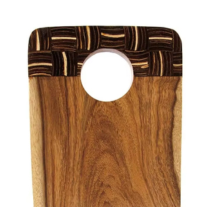 Planche à servir en bois de Suar avec incrustation de coquille de noix de coco 35 cm, planche à découper en acacia, planche de cuisine écologique et durable de Bali - Product Image 1