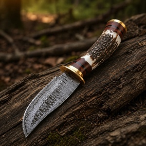 Couteau de chasse artisanal en acier Damas de Ahmad, lame pointue de 9 pouces, qualité industrielle, avec magnifique manche et étui en cuir - Product Image 5