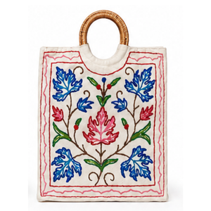 Sac fourre-tout rectangulaire artisanal indien en coton durable de luxe, broderie Aari assortie, motif floral, usage quotidien décontracté, toutes occasions - Product Image 1