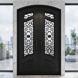 Puerta doble de entrada de hierro forjado moderna, resistente al óxido y elegante, con un diseño arqueado y motivos de volutas. - Product Image 2