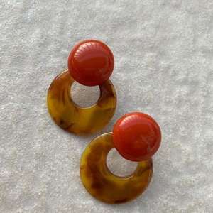 Boucles d'oreilles pendantes géométriques en résine 2026, nouveauté, bijoux tendance coréens mignons pour femmes - Product Image 3