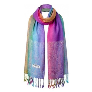 Bufanda Larga de Seda para Mujer, Estampado Degradado Multicolor, Accesorio de Moda Elegante para Todas las Temporadas - Product Image 6