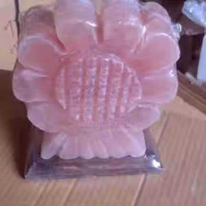 Lampe de sel de l'Himalaya au design lumineux et chaleureux, idéale pour la chambre à coucher - Product Image 2