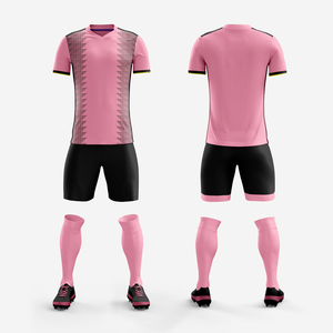 ชุดยูนิฟอร์มฟุตบอลชายสั่งทำพิเศษ พิมพ์ลายแบบ Sublimation เสื้อฟุตบอลแขนสั้น โพลีเอสเตอร์ ผู้ผลิตจากปากีสถาน - Product Image 3
