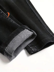 Jean en denim pour homme, coupe slim droite, délavé et usé, avec logo OEM, style streetwear de haute qualité, idéal pour l'été. - Product Image 6