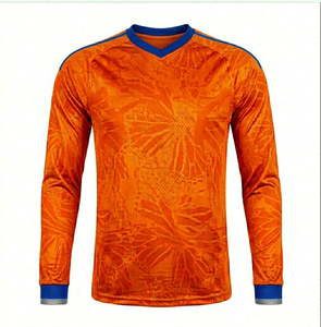 Uniformes de Fútbol para Hombre de Alta Calidad, Impresión por Transferencia de Calor, 100% Poliéster, Manga Corta, Cuello Antibacterial y Transpirable - Product Image 1