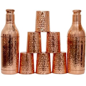 Bouteilles d'eau en cuivre de qualité supérieure pour l'exportation – Gamme de finitions variées, diverses textures disponibles, ensemble de récipients à eau en cuivre pour - Product Image 4