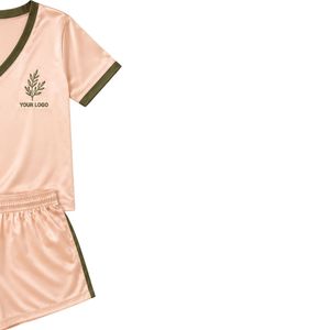 Ensemble de pyjama en satin pêche personnalisé pour femme, haut à manches courtes col en V et short, logo personnalisé, vêtements de nuit doux, vêtements de détente, OEM ODM - Product Image 4