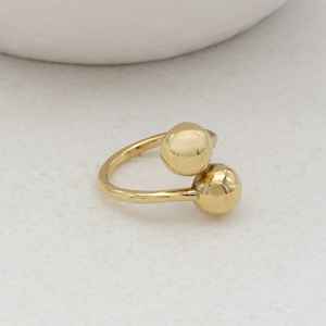 Anillo de latón de doble bola, anillo de esfera geométrica abierta, anillo de manguito abierto de diseñador de globo, regalo para él, Bola de metal. - Product Image 3