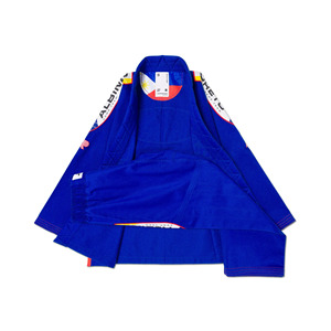 Kimono de BJJ Azul, 100% Algodón, Corte Regular, Unisex, para Adultos, Ropa de Artes Marciales, Logotipo Impreso en la Manga Izquierda - Product Image 1