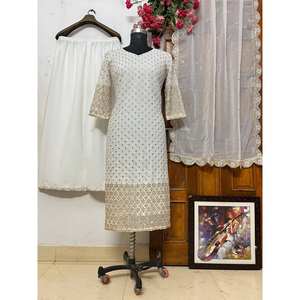 Conjunto de Top y fondo de mujer de diseñador con Dupatta para ropa de fiesta - Product Image 1