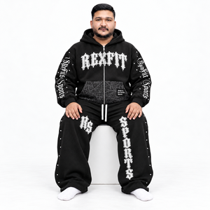 Ensemble de survêtement unisexe personnalisé en molleton noir respirant avec fermeture éclair, imprimé, détails de poches et pantalon large, style streetwear - Product Image 1