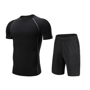 Vêtements de sport pour hommes, entraînement, gym, course à pied, shorts et t-shirt, ensembles deux pièces, matériaux respirants et anti-transpiration - Product Image 1