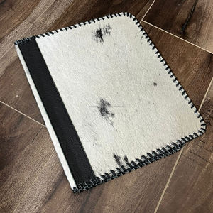 Nueva llegada 2025 fundas de libro de cuero de vaca de alta calidad CUBIERTA DE LA Biblia de cuero genuino gran oferta diario hecho a mano cuaderno de escritura de viaje - Product Image 5