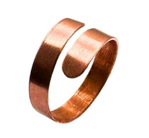 Bague en cuivre moderne au design simple, idéale pour les tenues décontractées, les robes traditionnelles et la mode de tous les jours, unisexe, certifiée IGI - Product Image 2