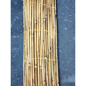 Panneaux de clôture en bambou de couleur naturelle de haute qualité Mat d'écran écologique pour jardins fabriqués au Vietnam - Product Image 4