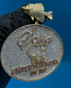 Pendentif cercle personnalisé avec initiale lettre en Moissanite VVS, testée au testeur de diamants, style Hip Hop, en Argent 925, entièrement serti de pierres, avec attache Fish Bail - Product Image 3