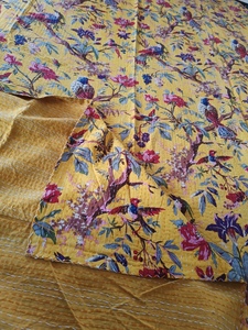 Couvre-lit imprimé floral et oiseaux, style bohème, moderne, toutes saisons, en coton patchwork fait main du Rajasthan, blanc et bleu, pour la maison - Product Image 6