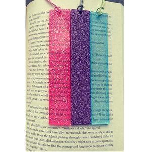 Marcapáginas de resina para lectura de historias, diseño novedoso, bonito, rosa/morado/azul cielo, con purpurina, efecto mármol, transparente, para manualidades - Product Image 1