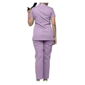 Ensemble de gommage lavande pour femmes avec fermeture boutonnée et poches, idéal pour l'hôpital, doté d'un fermeture éclair intégrale et de manches longues, pratique - Product Image 2
