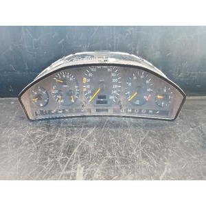 Tableaux de bord d'occasion pour Classe E 1404405211 - Product Image 1