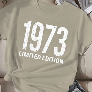 Camiseta Comfit de Edición Limitada de 1973 para Mujer, Informal, de Poliéster, Cuello Redondo, Manga Corta, con Estampado - Product Image 4