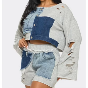 Nuevo Conjunto Casual de Mezclilla para Mujer de Alta Calidad con Parches, Top Corto de Cuello Redondo y Mini Shorts, Lavado Ácido, Efecto Desgastado y Parches de Mezclilla - Product Image 5