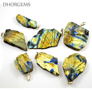 จี้หินลาบราดอไรต์สีเหลืองธรรมชาติขายดีที่สุด ขนาด 1-3 นิ้ว หินดิบสำหรับทำเครื่องประดับ - Product Image 6