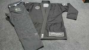 Kimono de BJJ Bordado Personalizado Hecho en Pakistán, Tela de 460g, Opciones de Múltiples Posiciones en la Parte Trasera/Delantera, Unisex para Adultos, Artes Marciales - Product Image 5