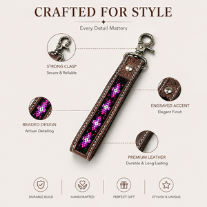 Porte-clés artisanal en cuir marron perlé avec accent géométrique rose gravé, fermoir métallique, style western, breloque de sac - Product Image 2