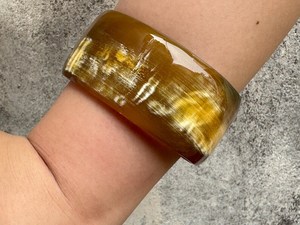 Most and Hot Sell Buffalo Horn <b>Bracelet</b> Used to create versatile and natural looking statement pieces and <b>stacked</b> bangles. - Product Image 4