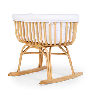 Lit bébé de haute qualité fabriqué au Vietnam, berceau durable en rotin canné pour nouveau-nés. - Product Image 2