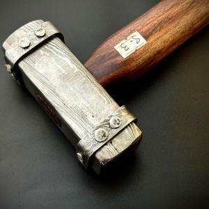 Martillo de Acero de Damasco Hecho a Mano, Duradero, con Patrón de Capas Único, Perfecto para Manualidades y Trabajos de Bricolaje - Product Image 3