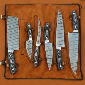 Juego de Cuchillos de Chef Profesionales de Acero de Damasco Hechos a Mano por Ahmad Fabric, 5 Piezas, Mango de Resina, Funda de Cuero, Diseño Moderno, Personalizable - Product Image 4