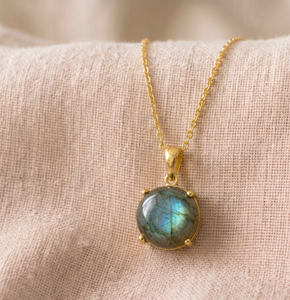 Collier avec pendentif ovale géométrique en labradorite, chaîne en argent plaqué or rose, bijoux minimalistes faits à la main, cadeau unisexe - Product Image 1
