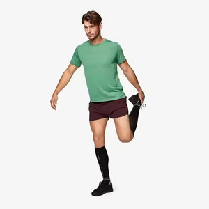 Chaussettes de sport montantes pour hommes, noires, respirantes, en tricot de spandex et polyester, style classique d'été, motif uni - Product Image 6