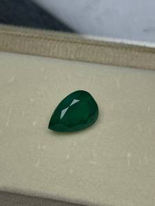 Émeraude naturelle de forme poire, vert vif, qualité supérieure, pierre précieuse non montée - Product Image 3