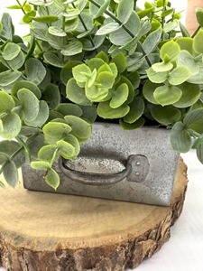 Pot de fleurs vintage en métal avec poignées, idéal pour l'affichage de plantes vertes artificielles sur table et étagère, vente en gros depuis l'Inde - Product Image 6