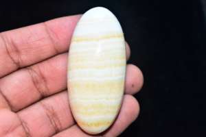 Piedra Preciosa de Calcita Amarilla de Primera Calidad, Shiva Lingam - Product Image 2