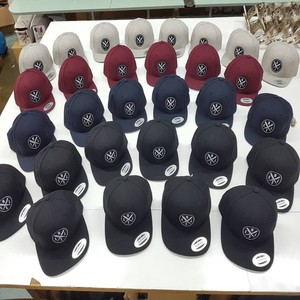 Gorra Trucker de Algodón 100% Premium con Visera Plana, Diseño Estructurado, Construcción Duradera, Estilo Urbano Moderno, Uso en las Cuatro Estaciones - Product Image 4