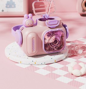 Trẻ em cốc nước cô gái giá trị cao nhựa rơm cốc Tritan dễ thương mùa thu sinh viên mùa hè chéo chéo chai nước - Product Image 2