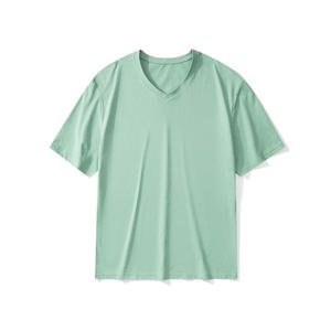 T-shirt en coton uni pour homme, respirant, doux, léger, confortable, décontracté, pour un usage quotidien, essentiel pour l'été - Product Image 1