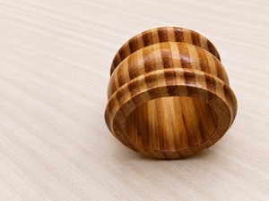 Anneau de serviette en bois de 5 cm de large, design traditionnel chinois, accessoire de table durable - Product Image 2