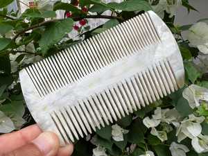 Best Quality Handmade Viking Buffalo Bone Hair Comb Carved Flower Style India Agate Natural Bone <b>Head</b> <b>Massage</b> Natural Crafts - Product Image 6