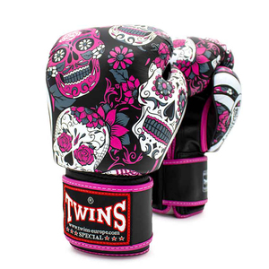 Guantes de Boxeo Twins de Primera Calidad, Últimos Diseños, Guantes de Sparring de Cuero Profesional para Muay Thai, Cierre Ajustable con Gancho y Bucle - Product Image 1