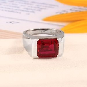 แหวนพลอยทับทิมสีแดง แหวนเงินแท้ 925 สำหรับเดือนกรกฎาคม ของขวัญสำหรับเพื่อนในโอกาสแต่งงาน งานหมั้น วันครบรอบ หรืองานเลี้ยง - Product Image 1